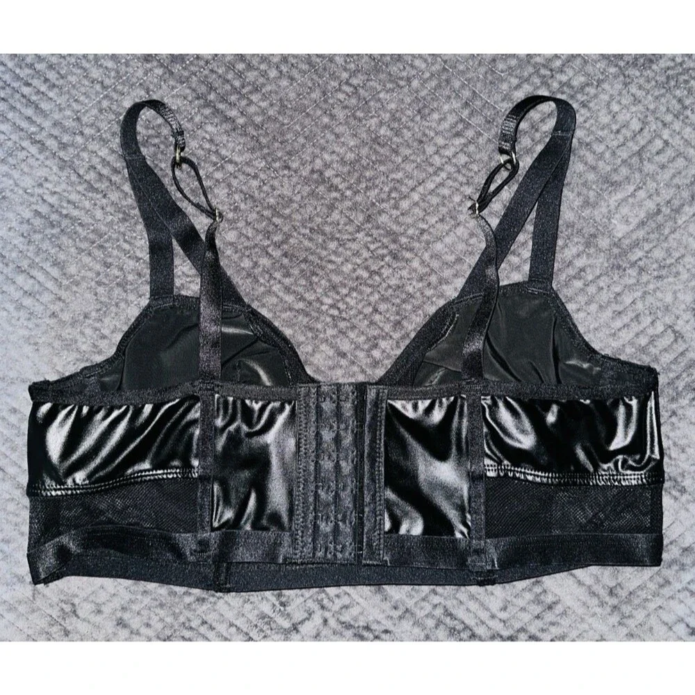 Torrid Black Faux Leather & Mesh Unlined Longline Underwire Bralette Size 0 *NEW